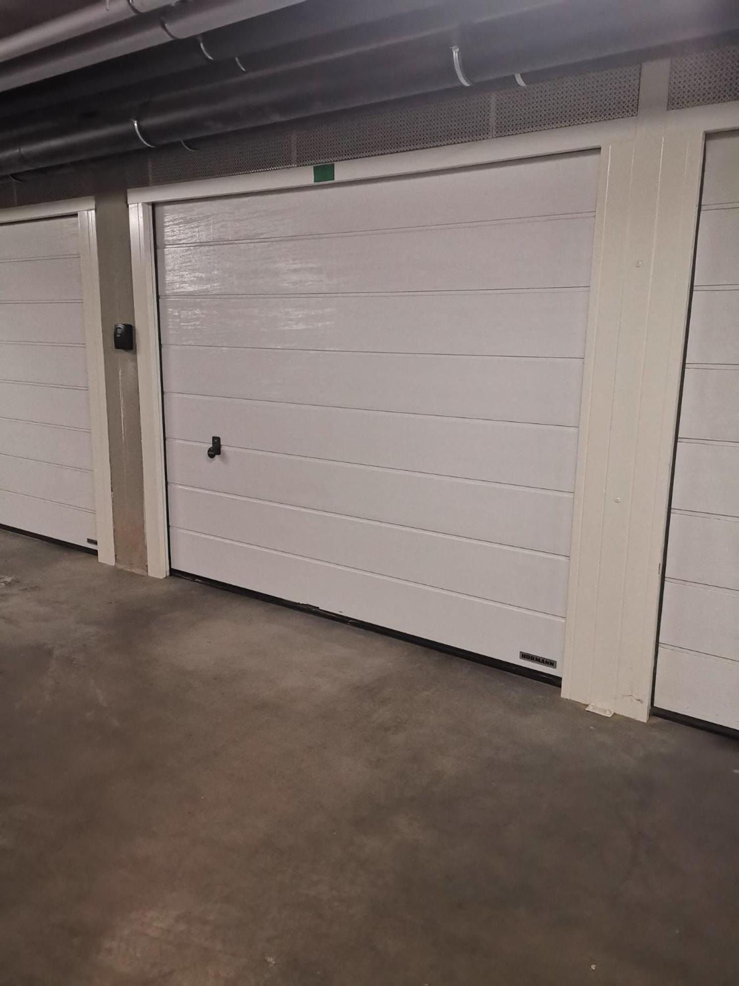 Cloe Apartman Szeged Buitenkant foto
